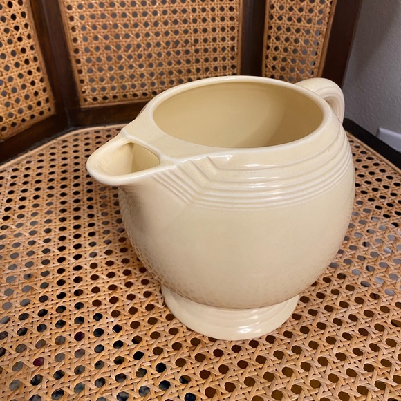 Vintage Fiesta Ice Lip Pitcher in ivory - Picture 3 of 6